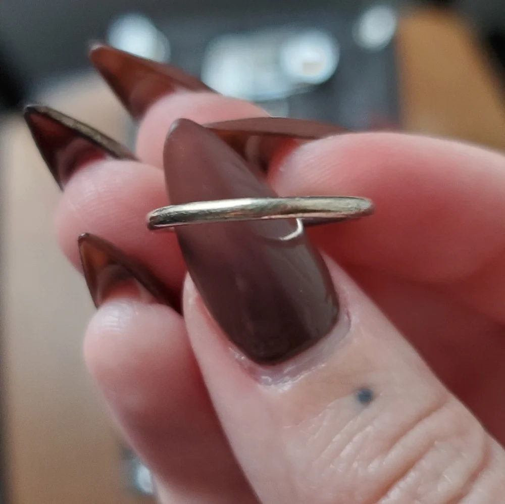 Kay Jewelers Silver Ring with Clear Stone - Picture 8 of 11